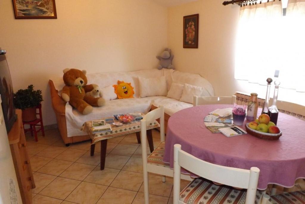 Apartment In Mit Terrasse, W-lan, Waschmaschine 853-3
